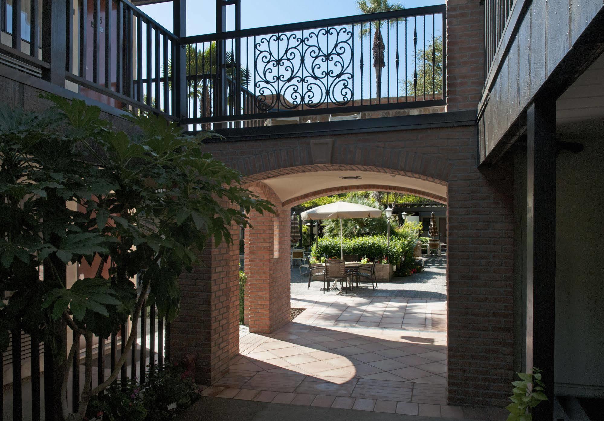 Roman Spa Resort Calistoga Exterior foto